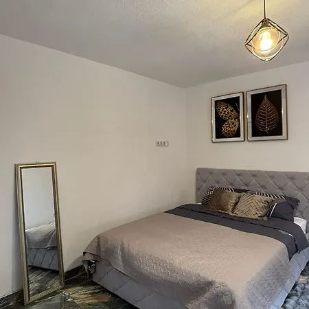 Old Town Apartamento *